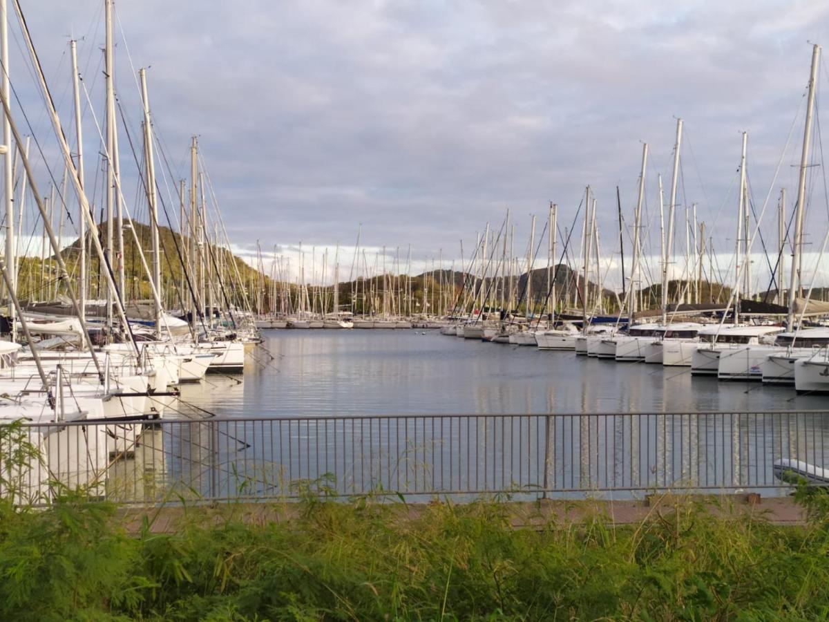 Imagine972 Martinique Bateau Hotel A Quai Le Marin 3 Cabines 3 Salles De Bains 6 Pers Maxi Exterior photo